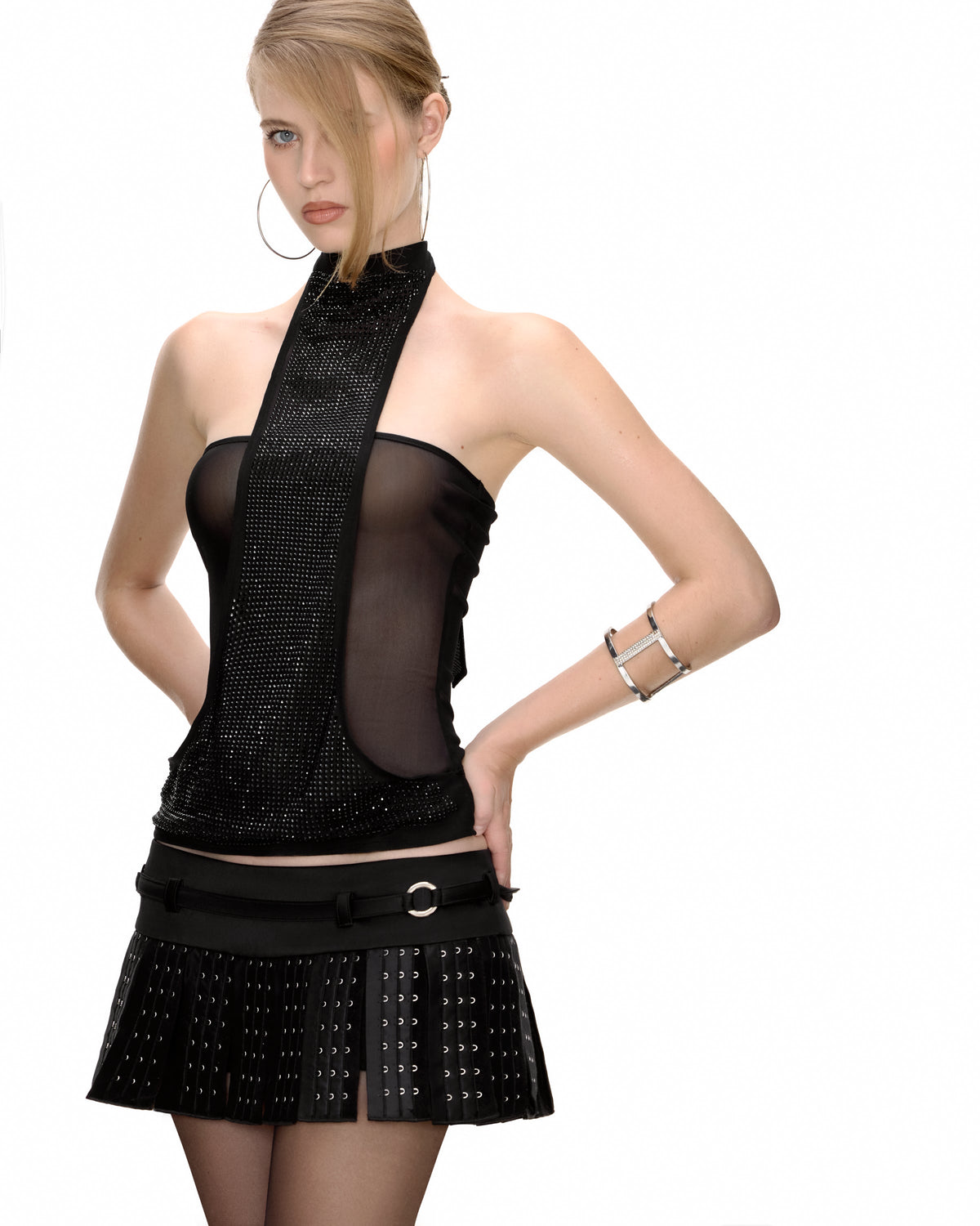 EVE TOP (BLACK) by BUPBES