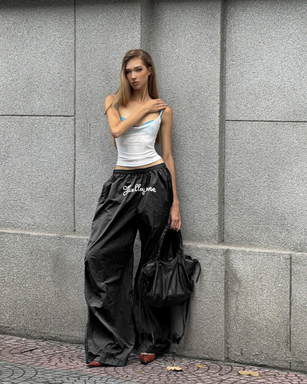 HR B Pants - Black by Huelleyrose