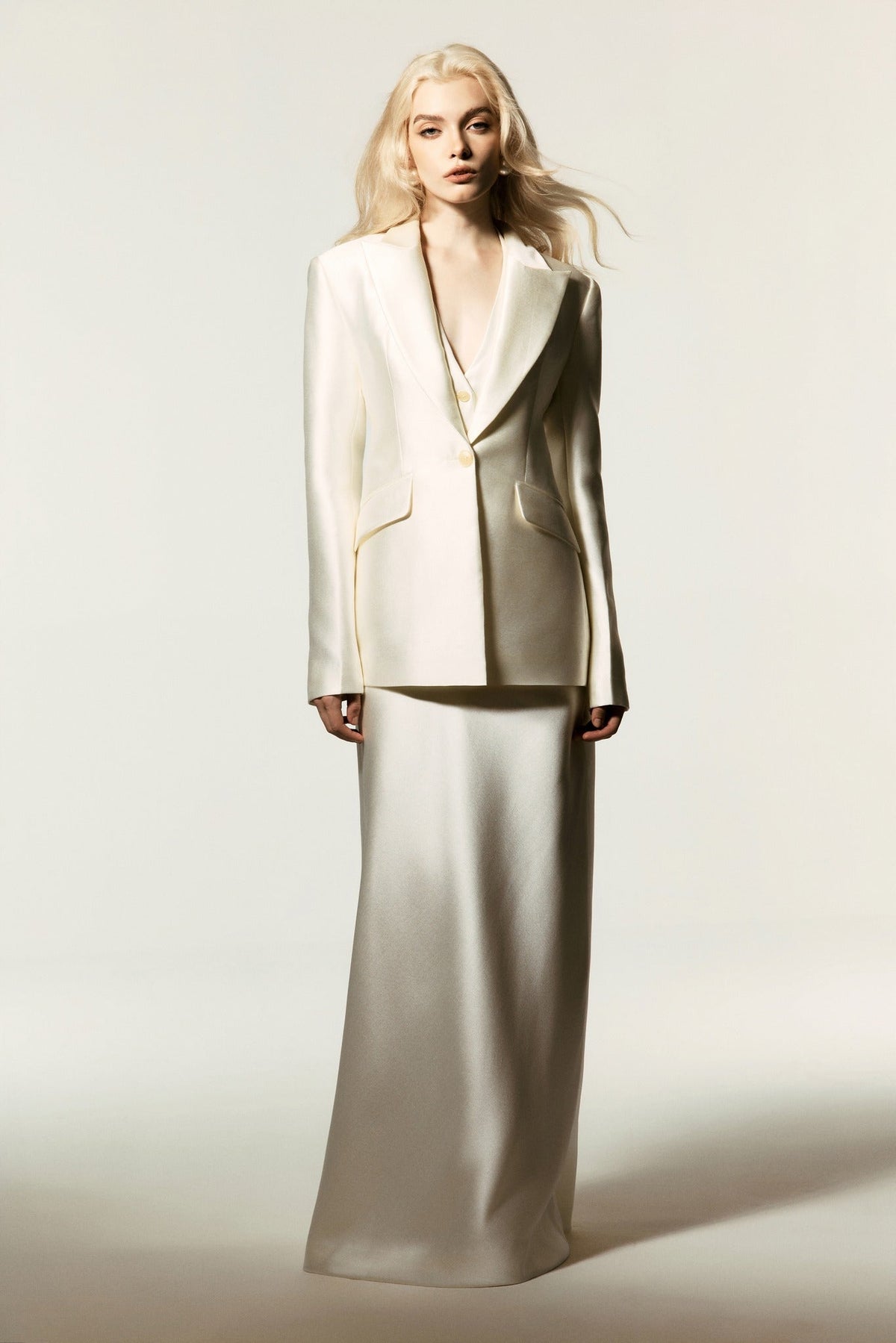 Origin Blazer by HUONG Boutique