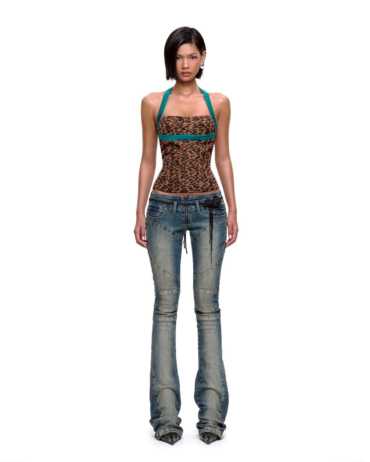 REGINA BOOTCUT JEANS (BLUE) by BUPBES