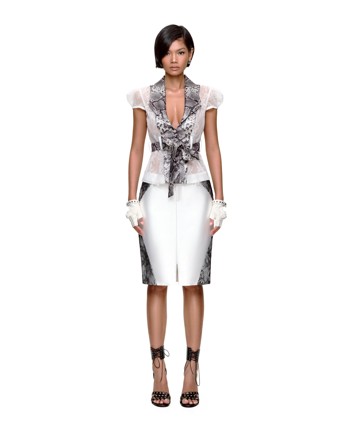ELLE SHIRT (WHITE) by BUPBES