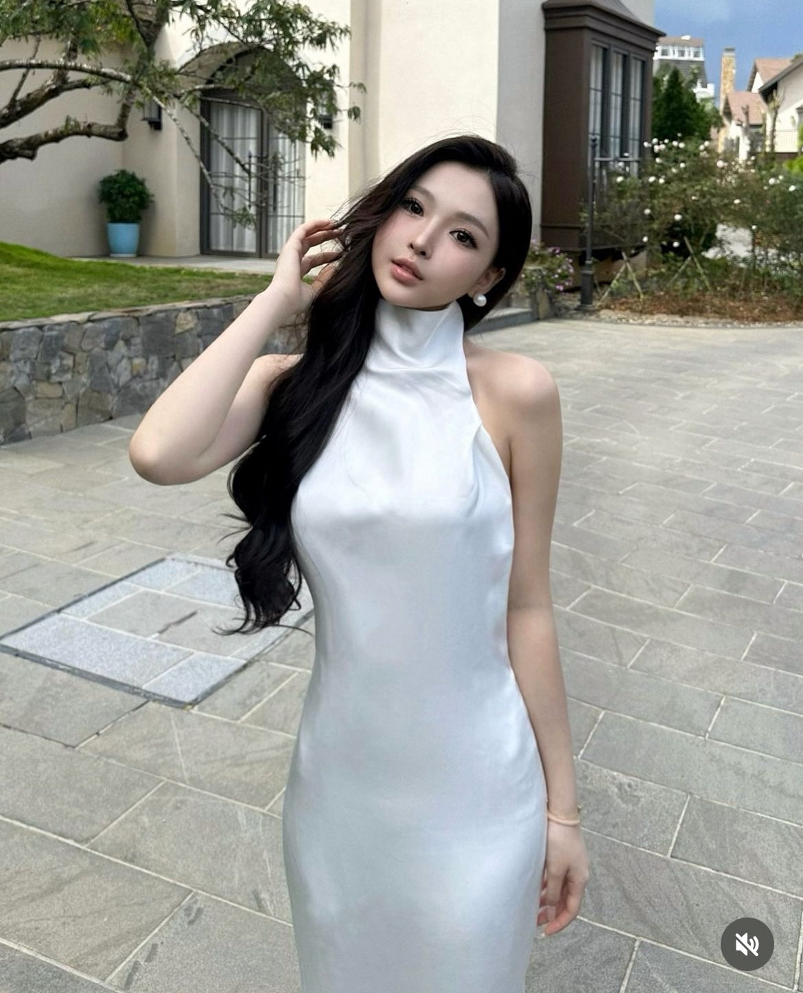 Kelly Dress by The Nicolétte House