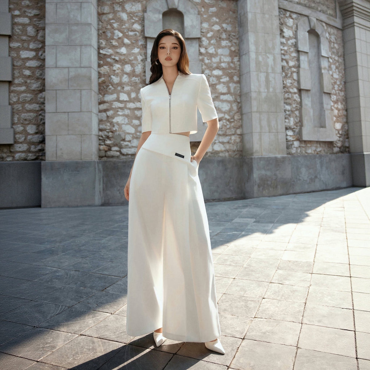 White Zipped Crop Blazer by Keira Tong