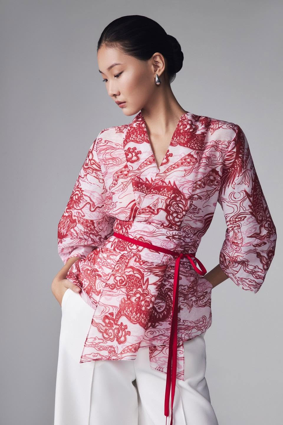 Vĩ Top - Red by Keira Tong