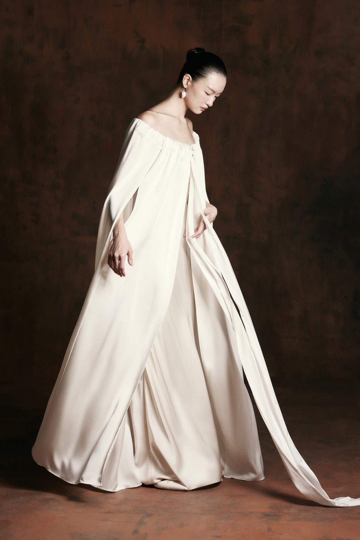 Poème Cape by HUONG Boutique