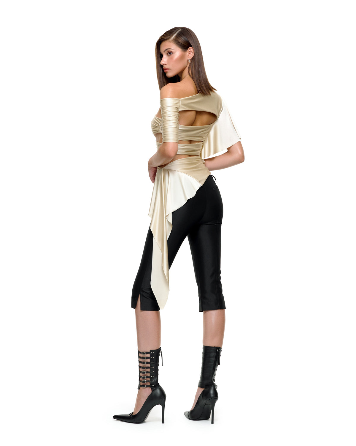 NADINE TOP (BEIGE) by BUPBES