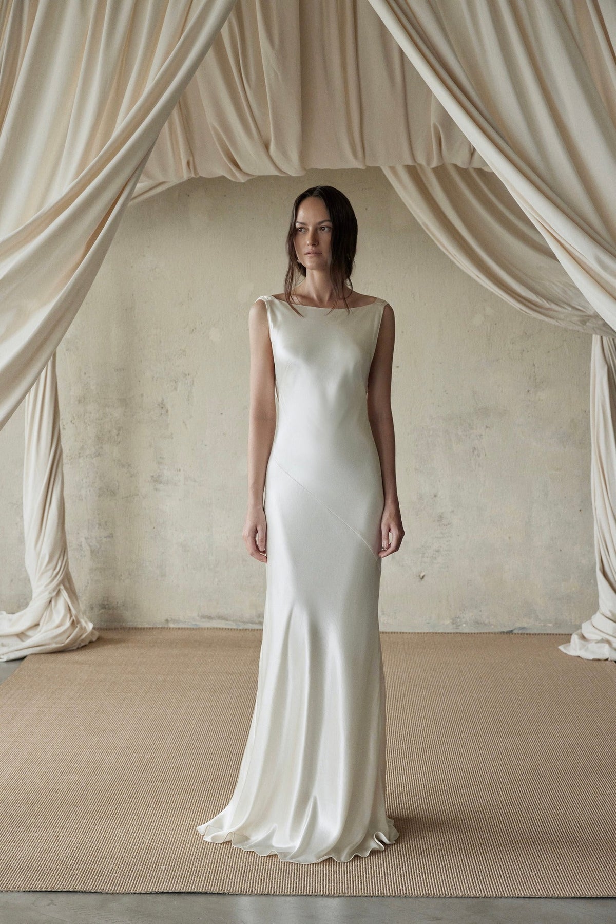 PHƯỢNG Silk Dress by HUONG Boutique