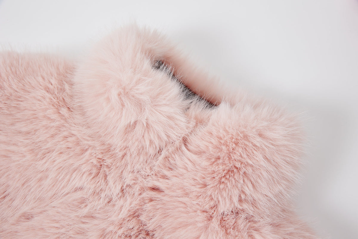 "Guest" Fur Pink by Sultry Virgin