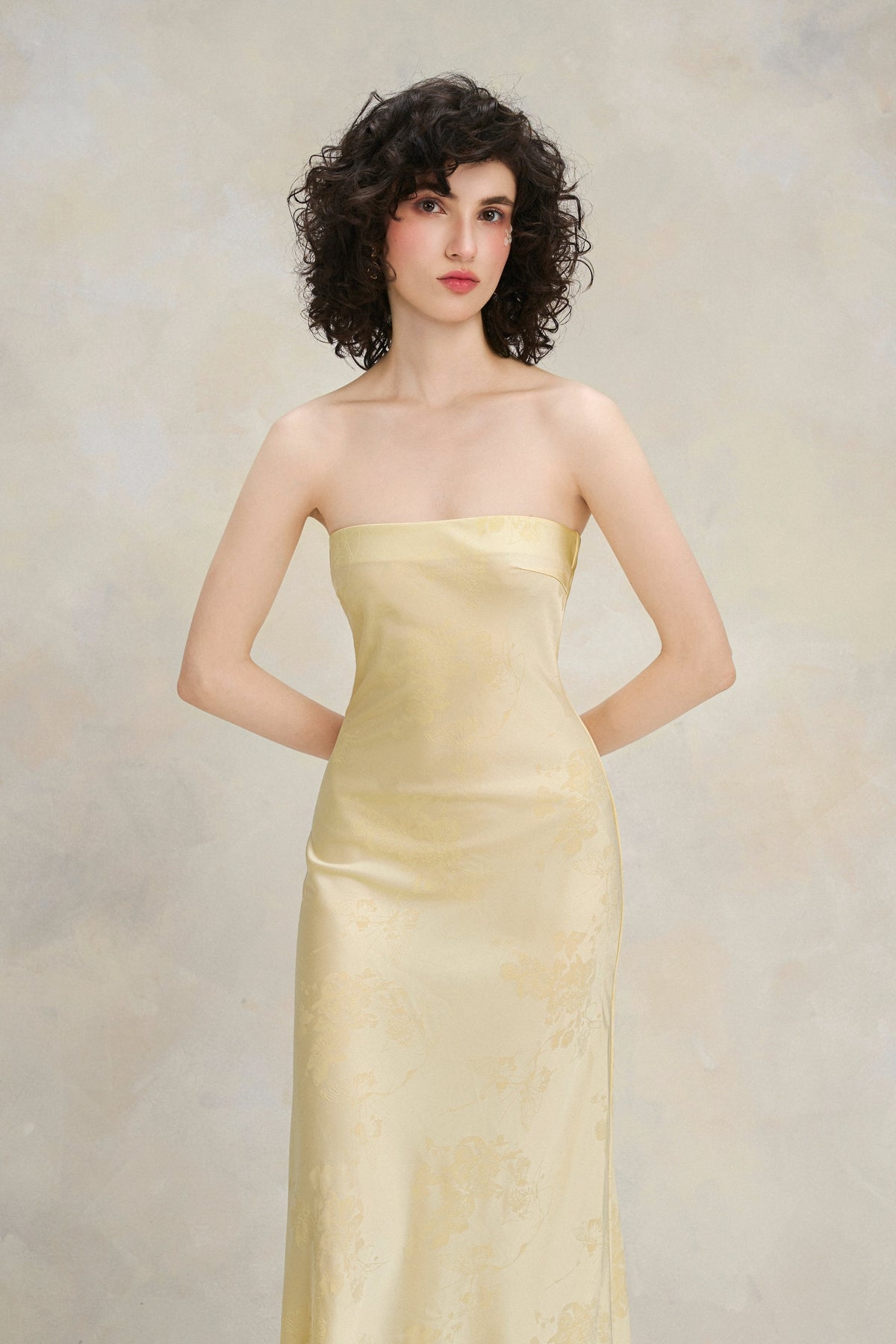 The Columm Muse Dress by Emchic
