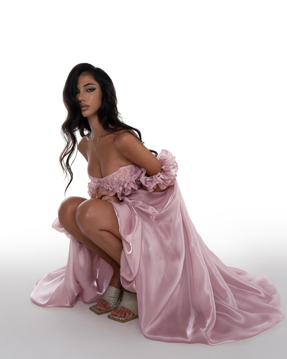 Ily Dress - Pink by Huelleyrose