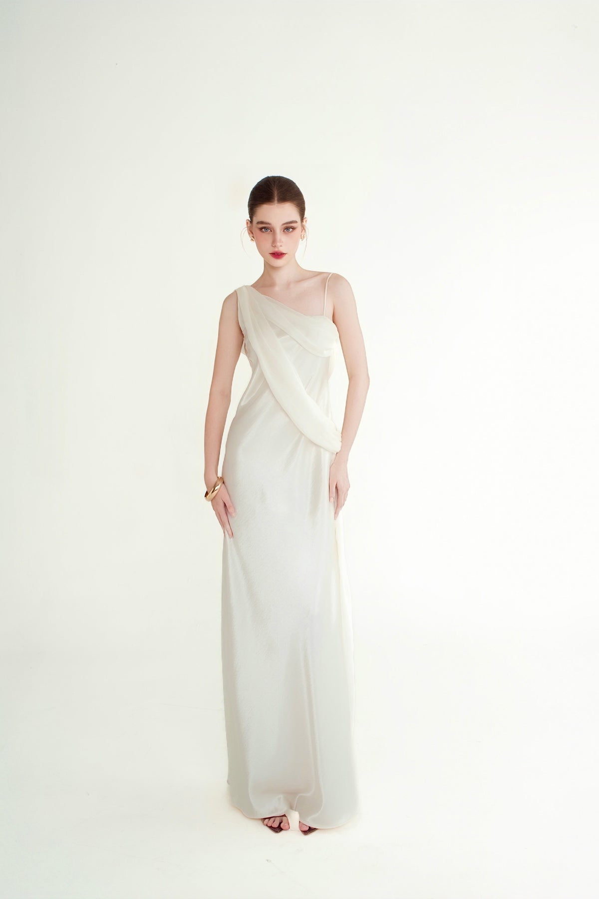 Elara Dress by Emchic