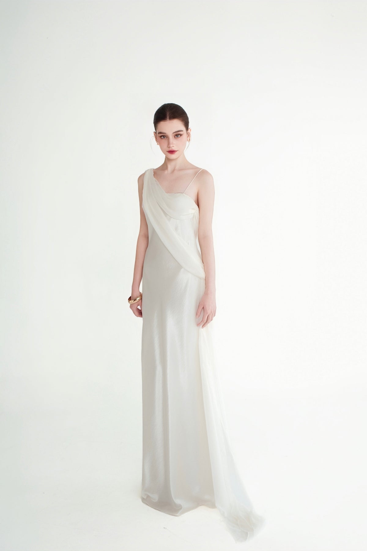 Elara Dress by Emchic