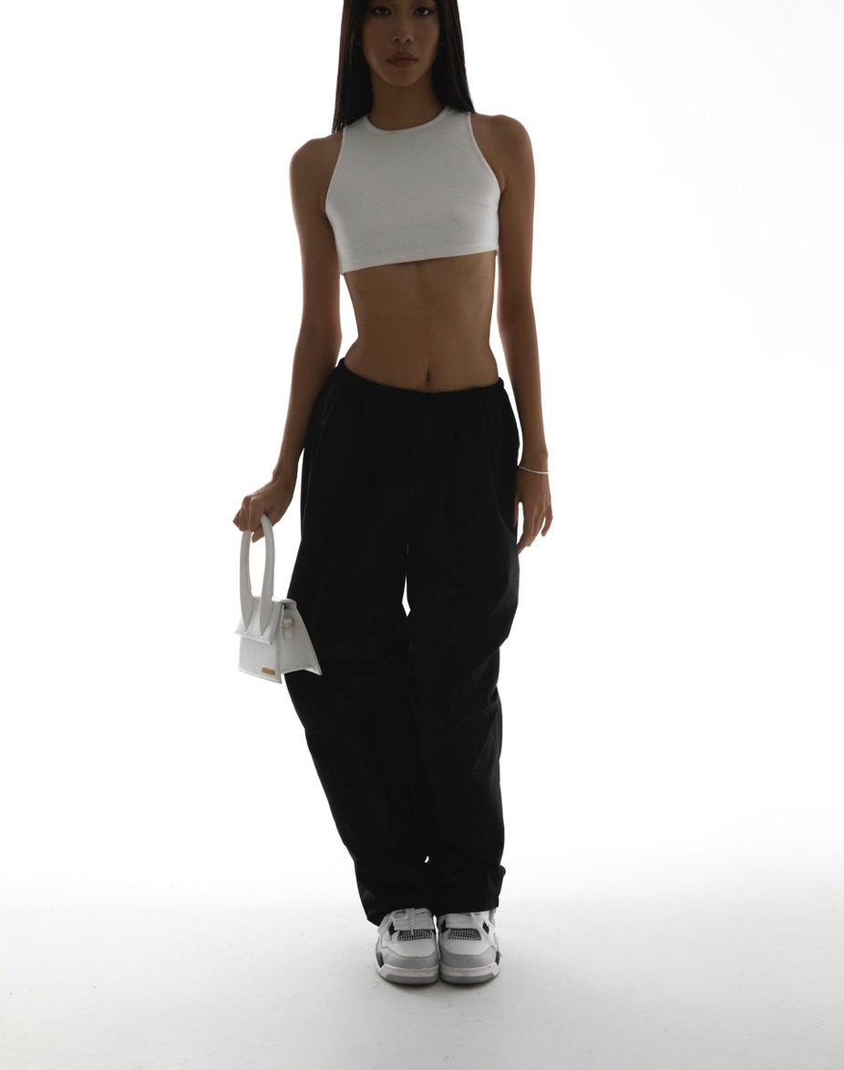 KHAKI BLACK PANTS by Huelleyrose