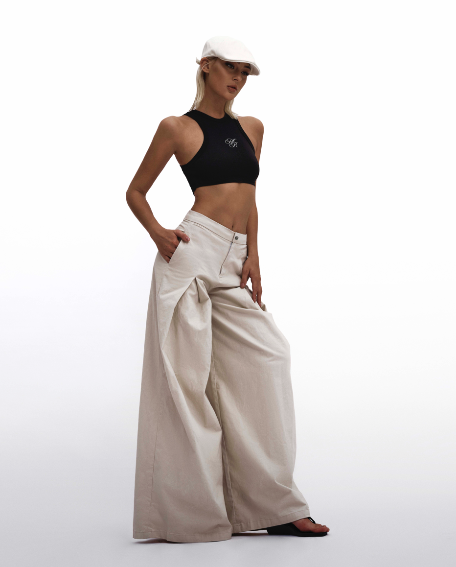 HR BASIC TANK TOP - BLACK by Huelleyrose