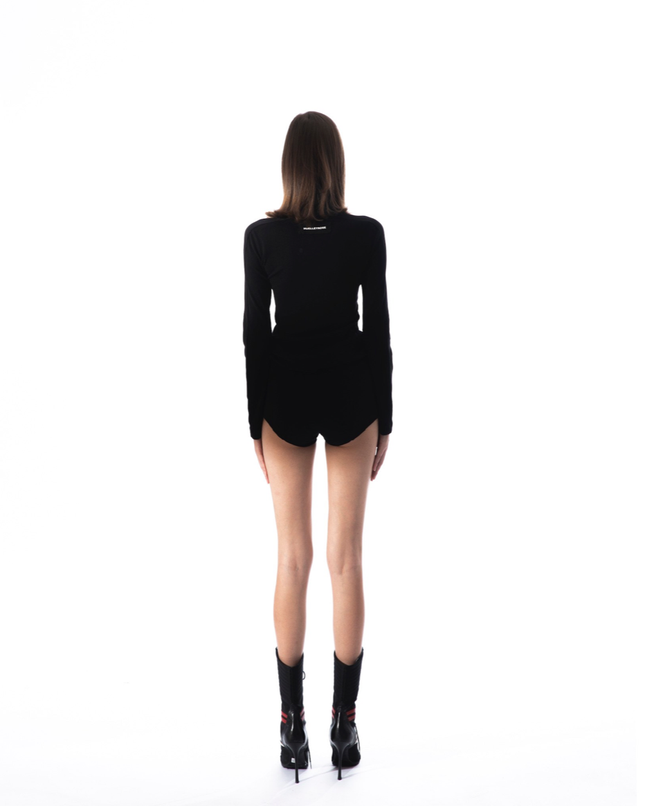 MADDIE LONG SLEEVE TOP by Huelleyrose