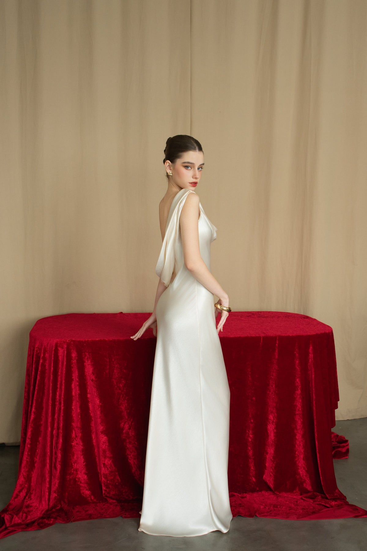 Vivienne Dress - Cream by Emchic