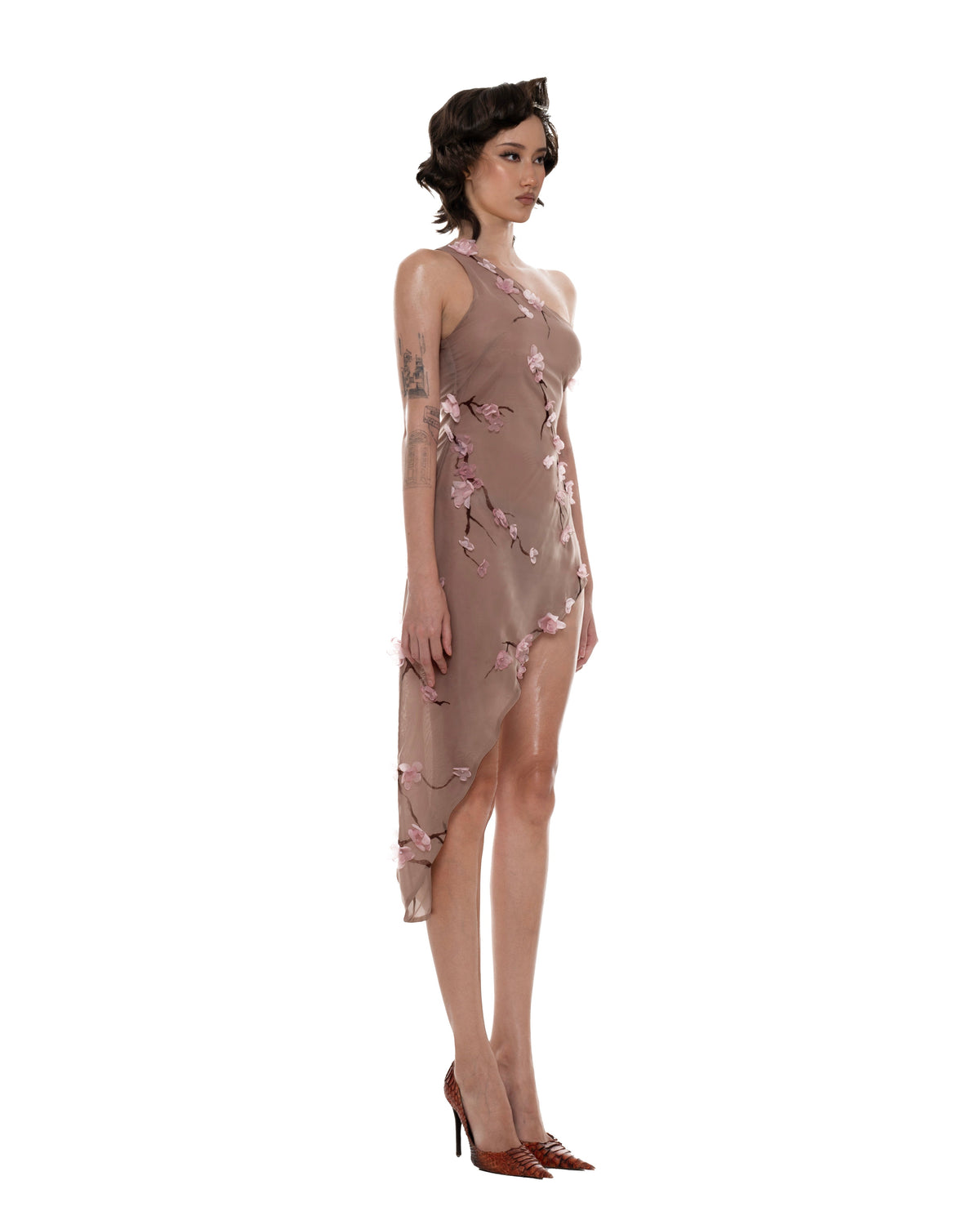 Amari Dress by Huelleyrose