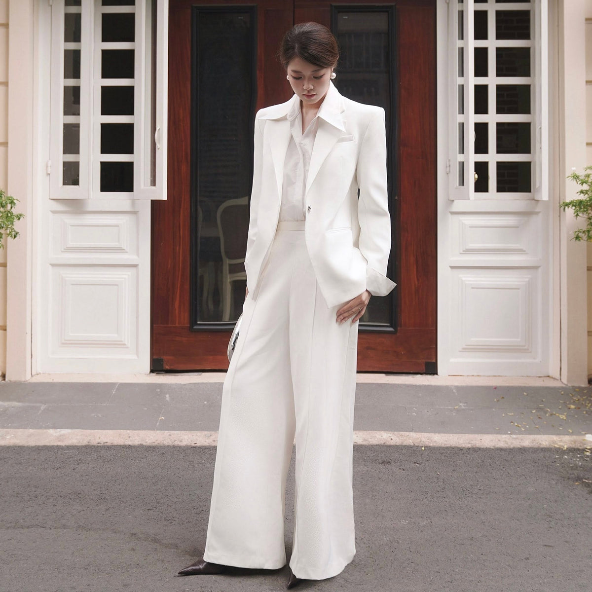 White Single-breasted Blazer by Keira Tong