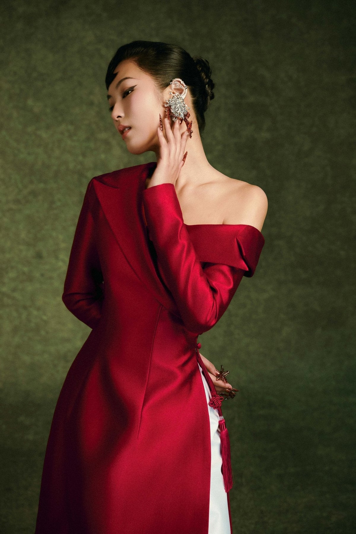 Ao Dai "Nghiên Hy" by Keira Tong