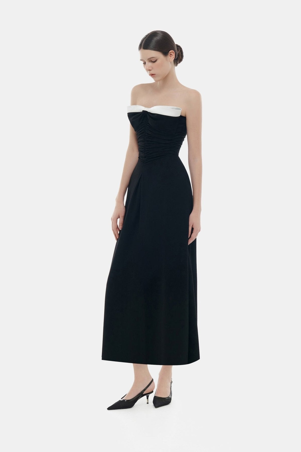 Black Bow Ruched Midi Dress by Montsand