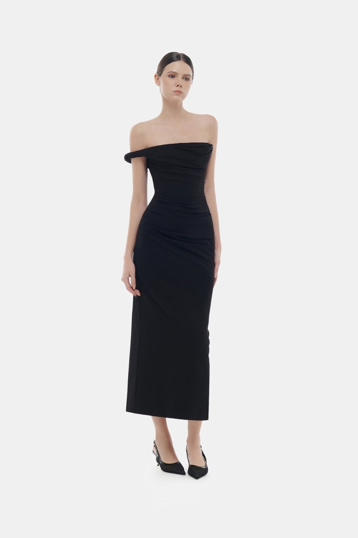 Black One-off Shoulder Draped Midi Dress by Montsand
