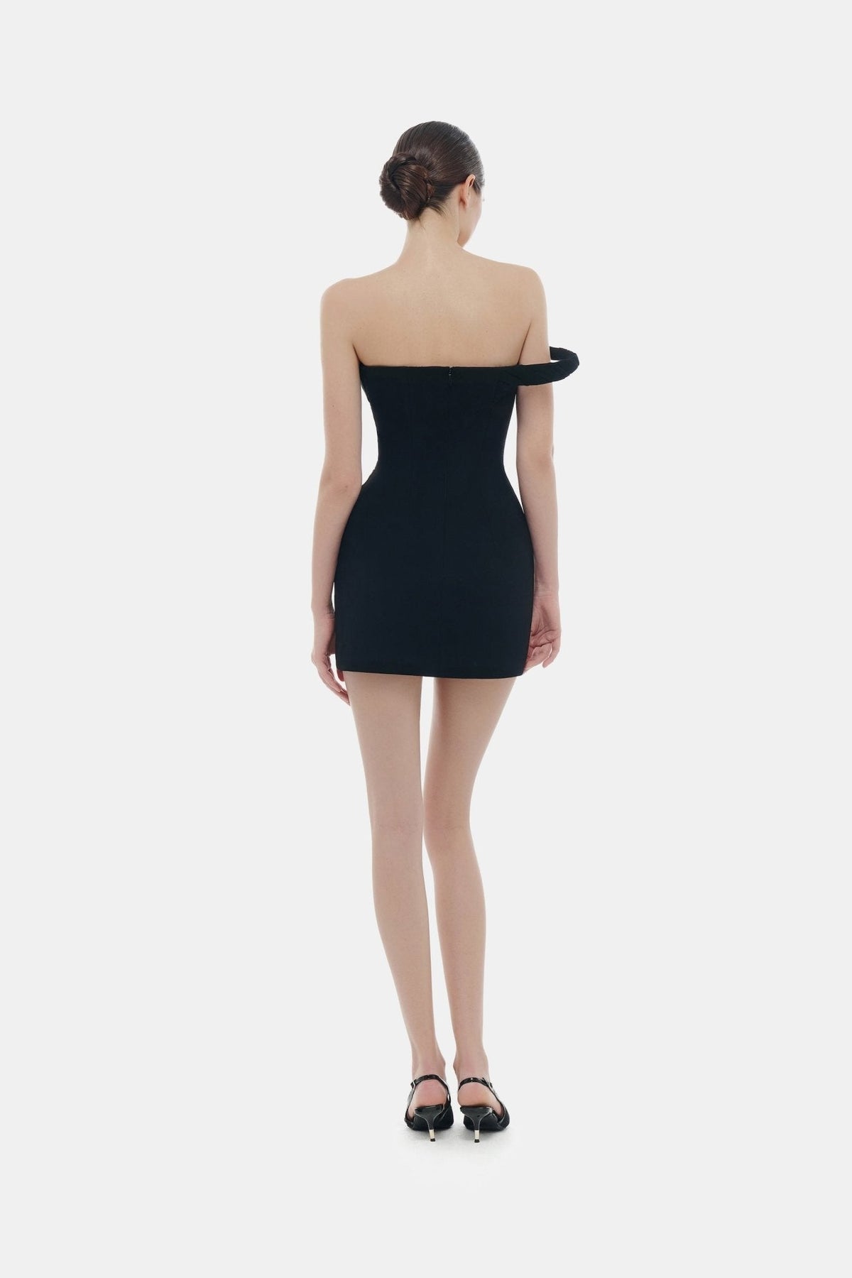 Black One-off Shoulder Draped Mini Dress by Montsand