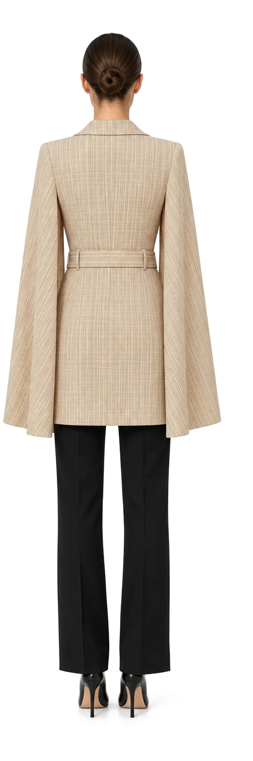 ÁO KHOÁC CAPE TWEED KẺ BE ĐAI EO, AI-rendered back view; rear details inferred where no source exists