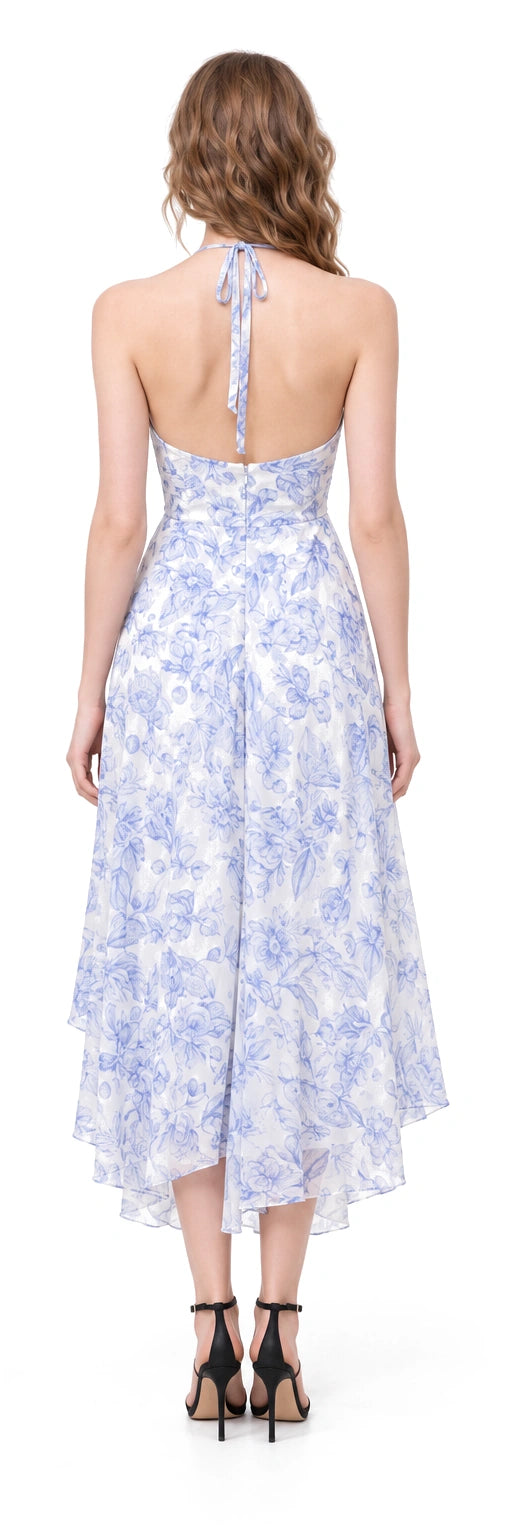 ĐẦM MAXI CHIFFON TRẮNG HOA XANH DÂY CỔ, AI-rendered back view; rear details inferred where no source exists
