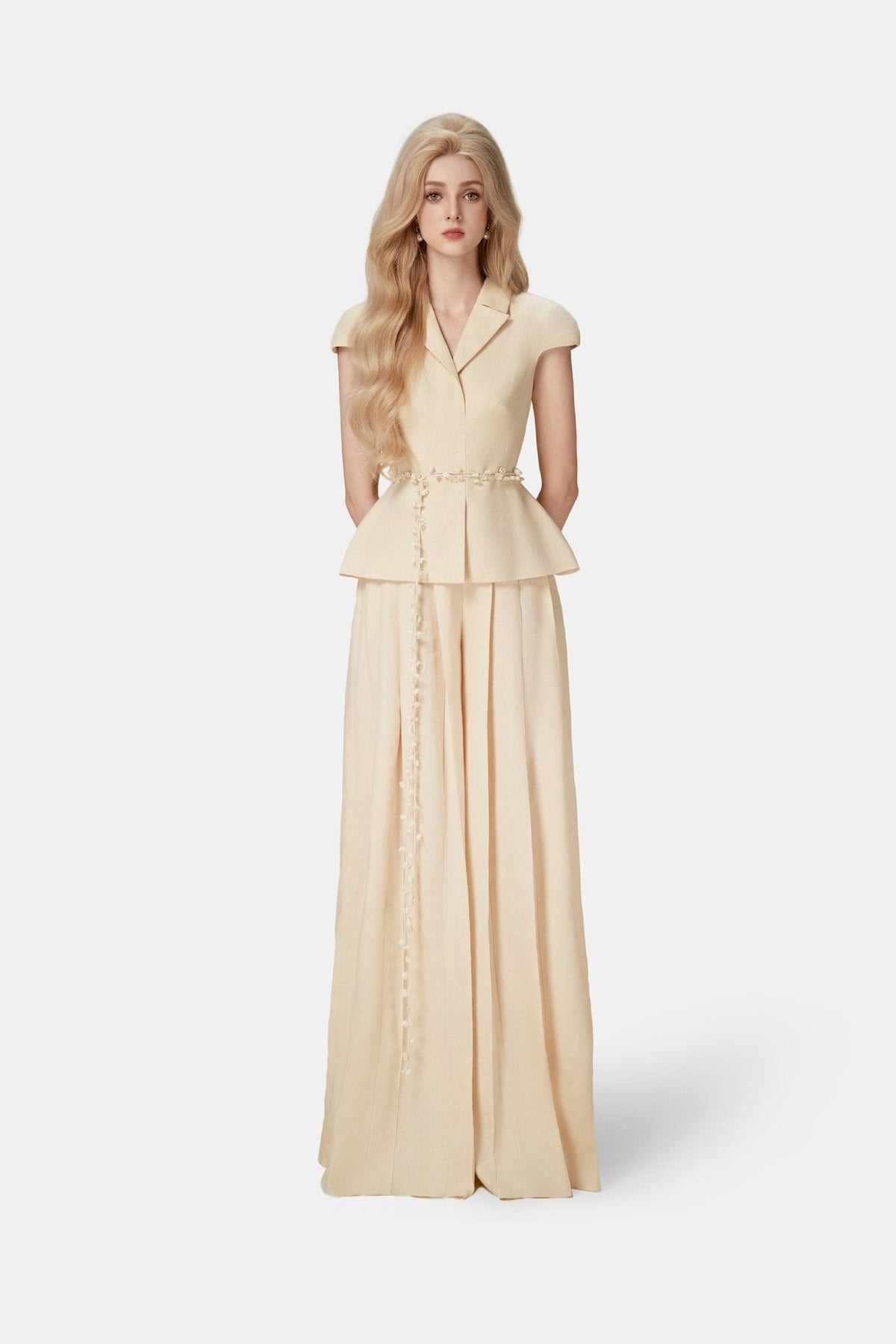 Linen Convallaria Blazer by Montsand