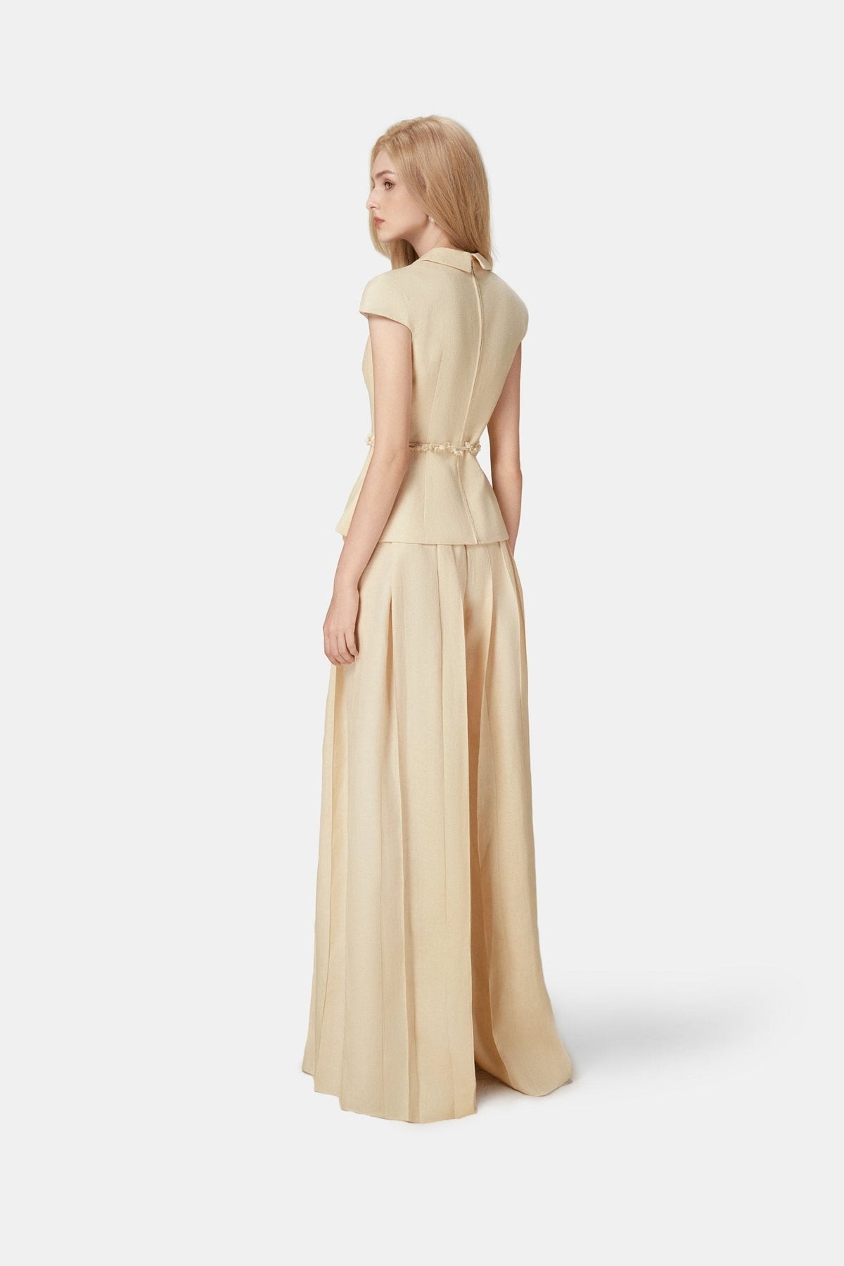 Linen Pants by Montsand