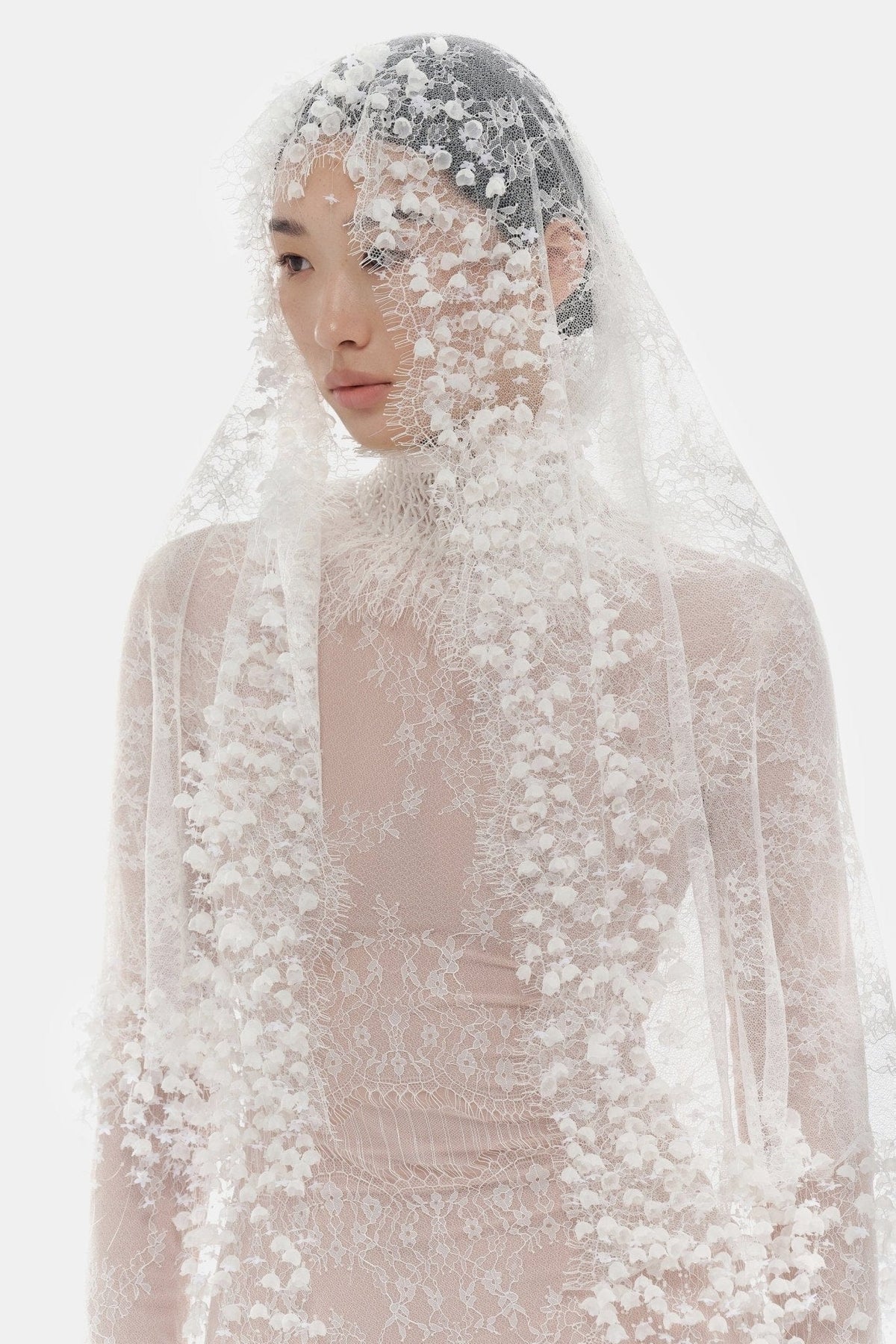 White Flowers Headscarf by Montsand